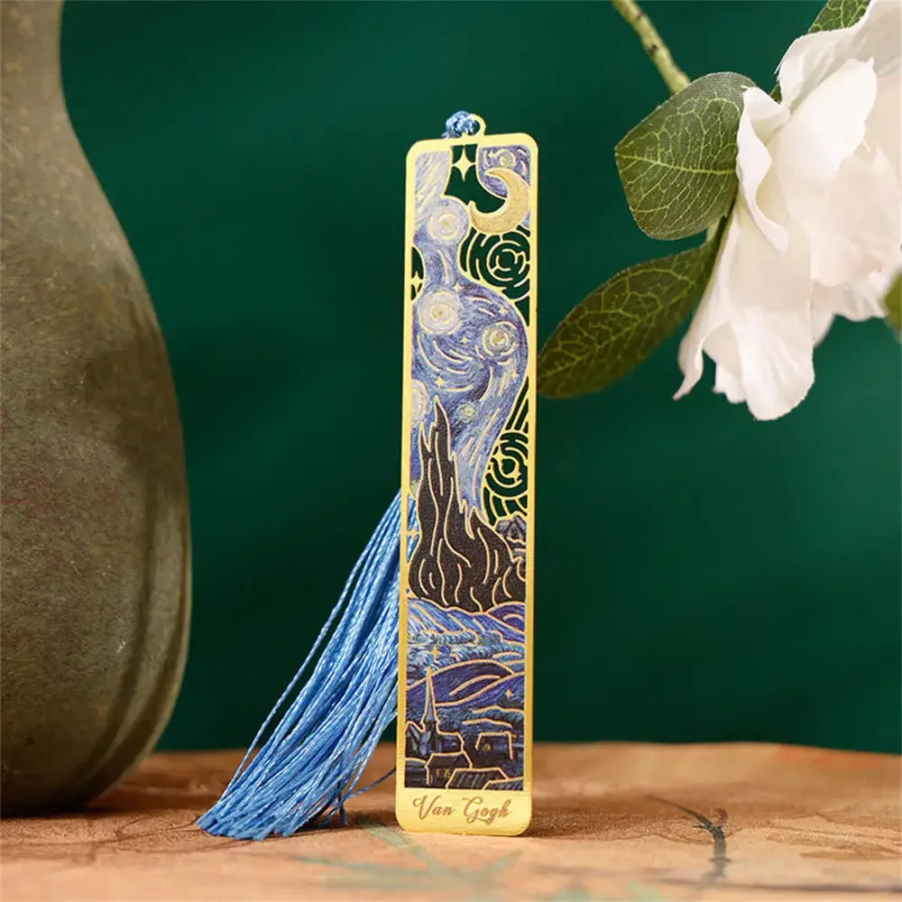 1 pc Retro Floral Painting Metal Bookmark Hollow Bronzing Bookmark