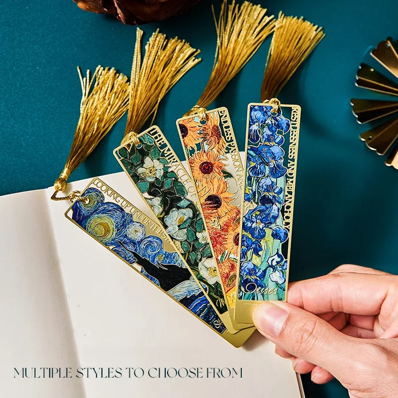 1 pc Retro Floral Painting Metal Bookmark Hollow Bronzing Bookmark