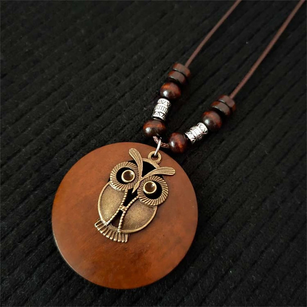 Vintage Round Wooden Necklace Leaf Owl Elephant Beaded Pendant