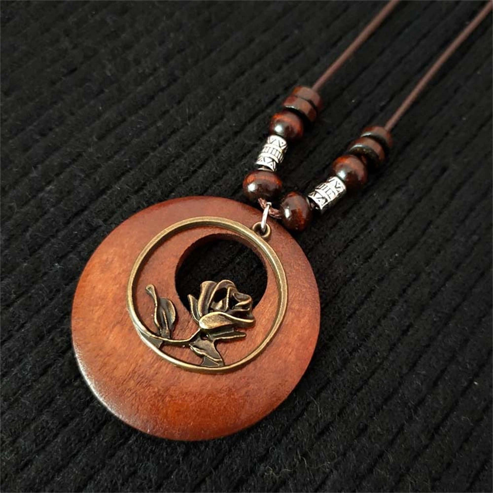 Vintage Round Wooden Necklace Leaf Owl Elephant Beaded Pendant