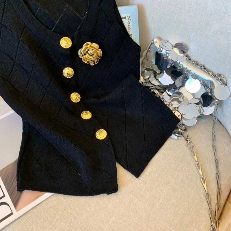 Stylish Vintage Elegant Luxury Chic Hollow Button