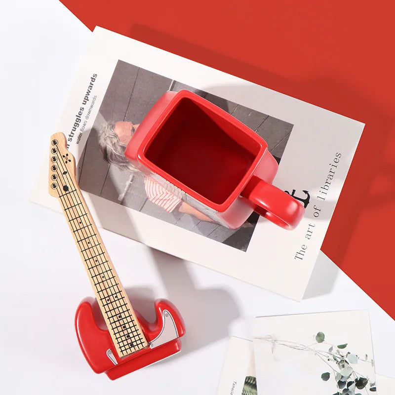 Creative Guitar Cup Shape Mug With Lid Novel 3D