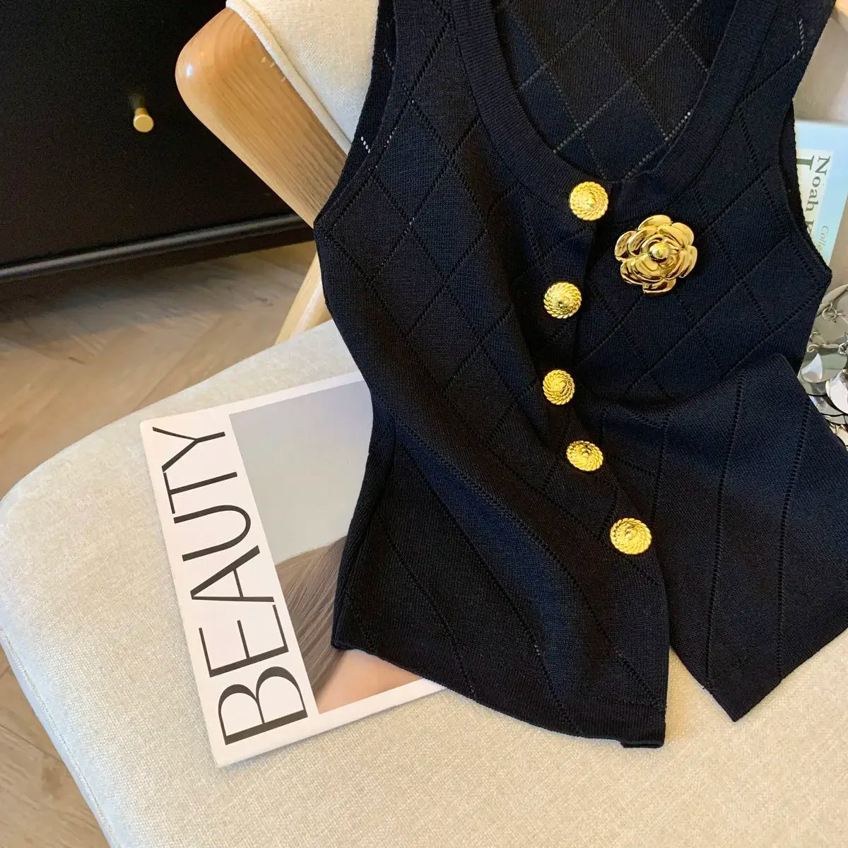 Stylish Vintage Elegant Luxury Chic Hollow Button