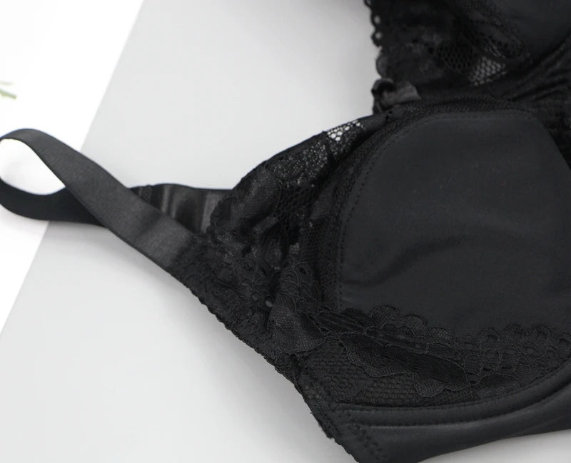 Large Size Underwear With Lace Gather Steel Ring