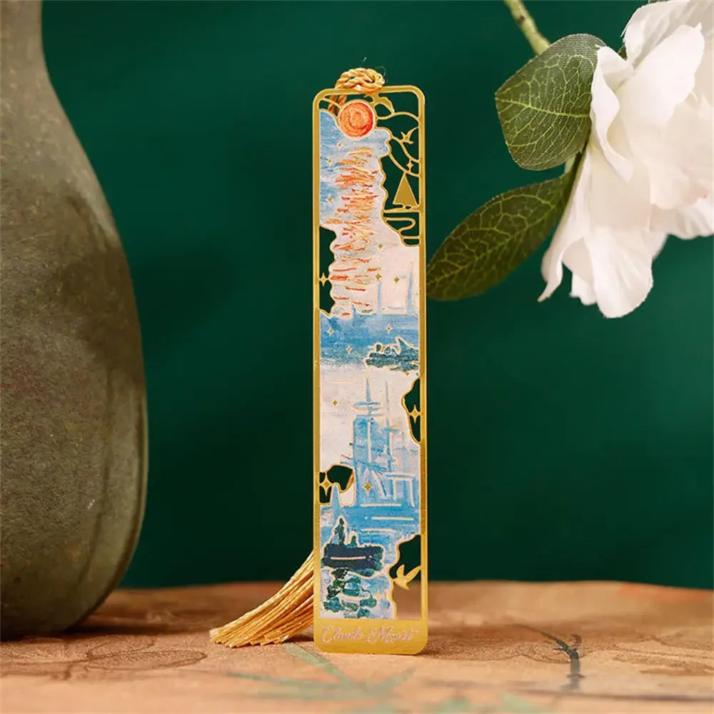 1 pc Retro Floral Painting Metal Bookmark Hollow Bronzing Bookmark