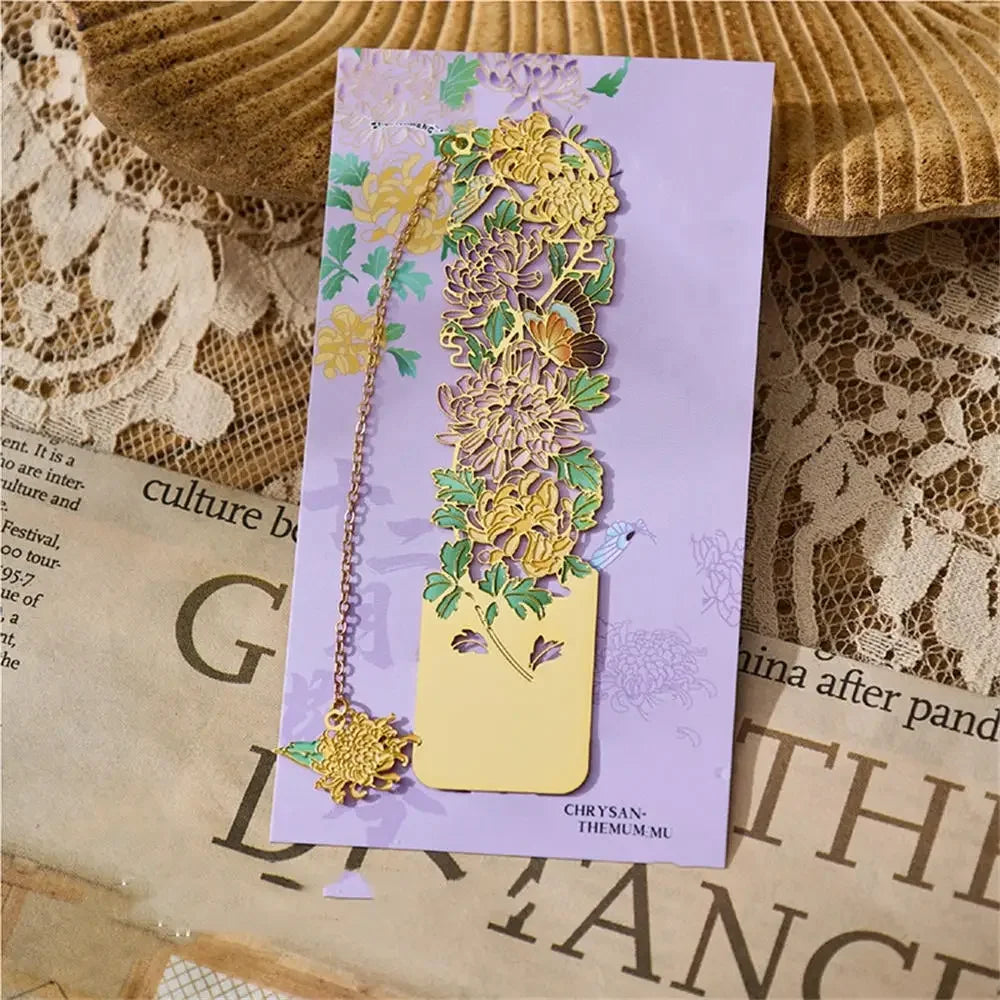 1 pc Retro Floral Painting Metal Bookmark Hollow Bronzing Bookmark